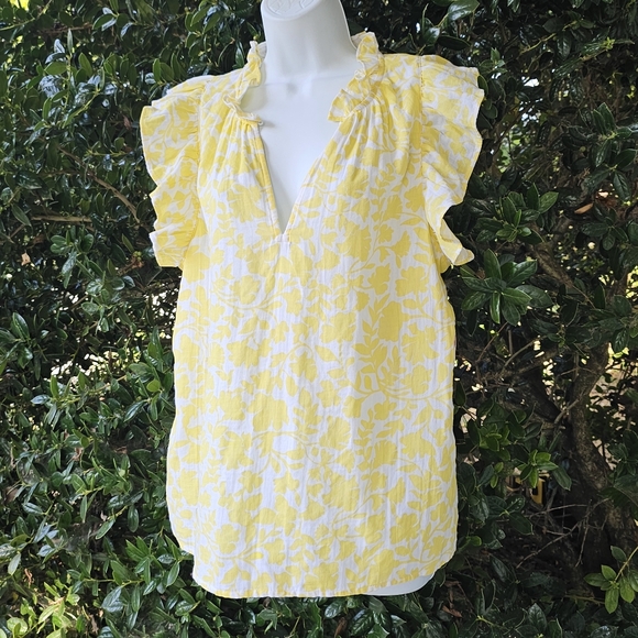 Womens NWT Large Yellow and White Blouse Ruffles Caslon Cotton Top Vneck Flutter - Picture 1 of 14